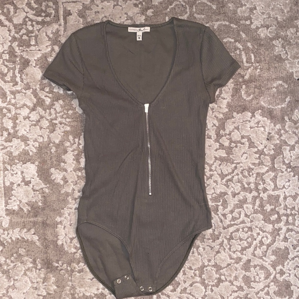Express body suit